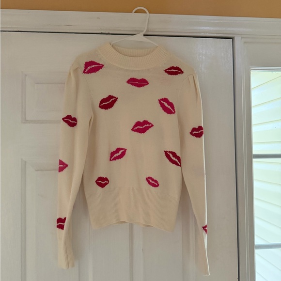 kate spade Sweaters - kate spade Cream Sweater with Pink & Red Lip Motif